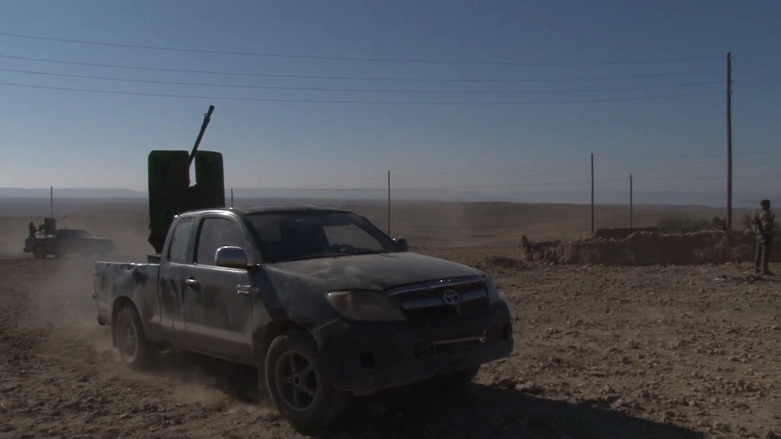 چەكدارانی داعش چوونەتە ناو گوندێكی كۆبانێ 